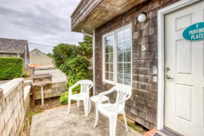 Beaches Inn | Puffins Place Cabana, Cannon Beach